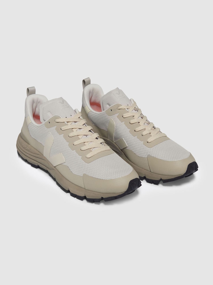 Natural Pierre Calcaire - Reiss Dekkan Veja Mesh Hiking Trainers - Imagen 2 de 4 Natural Pierre Calcaire - Reiss Dekkan Veja Mesh Hiking Trainers - Imagen 2 de 4