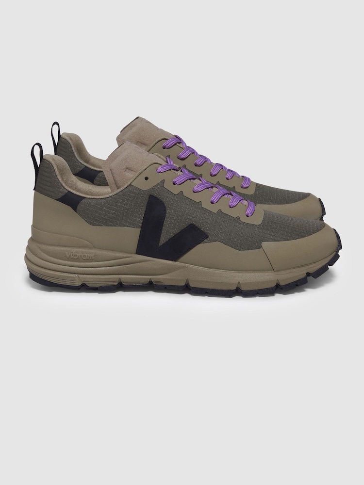 Veja Mesh Hiking Trainers - Image 4 of 4