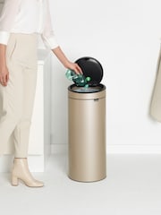 Brabantia Cream New 30L Touch Bin - Image 4 of 6