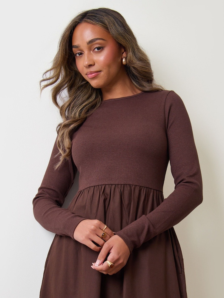 Threadbare Dark Brown Cotton Blend Ribbed Jersey Poplin Midaxi Dress - Image 2 of 5 Threadbare Dark Brown Cotton Blend Ribbed Jersey Poplin Midaxi Dress - Image 2 of 5