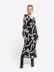 River Island Black Petite Scoop Neck Dress - Image 1 of 3