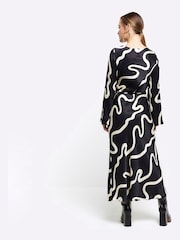 River Island Black Petite Scoop Neck Dress - Image 2 of 3