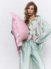 River Island Light Long Sleeve Swan Satin Pyjamas Set - صورة 2 من 4