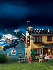 LEGO Harry Potter 4 Privet Drive House Set with Toy Car 75968 - Image 8 of 9
