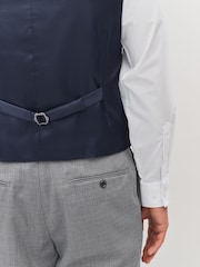 Light Grey Textured Wool Suit: Waistcoat - Image 5 of 8