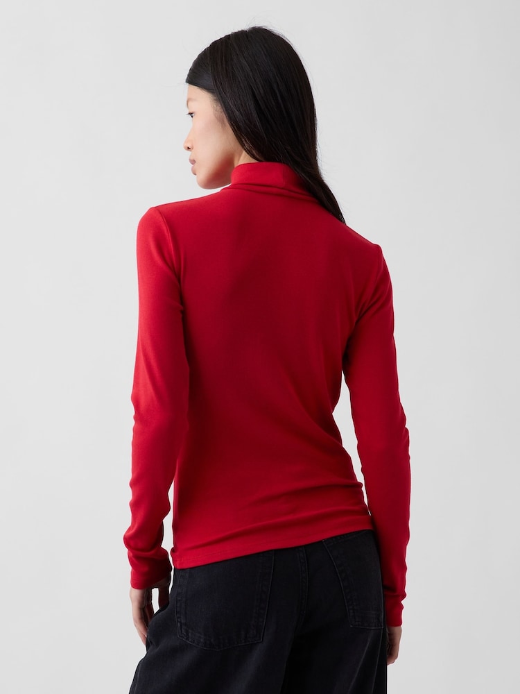 Gap Red Modern Turtle Neck Long Sleeve T-Shirt - Image 2 of 3 Gap Red Modern Turtle Neck Long Sleeve T-Shirt - Image 2 of 3