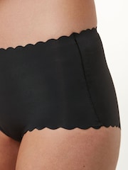 Black Midi No VPL Scallop Edge Knickers - Image 3 of 4