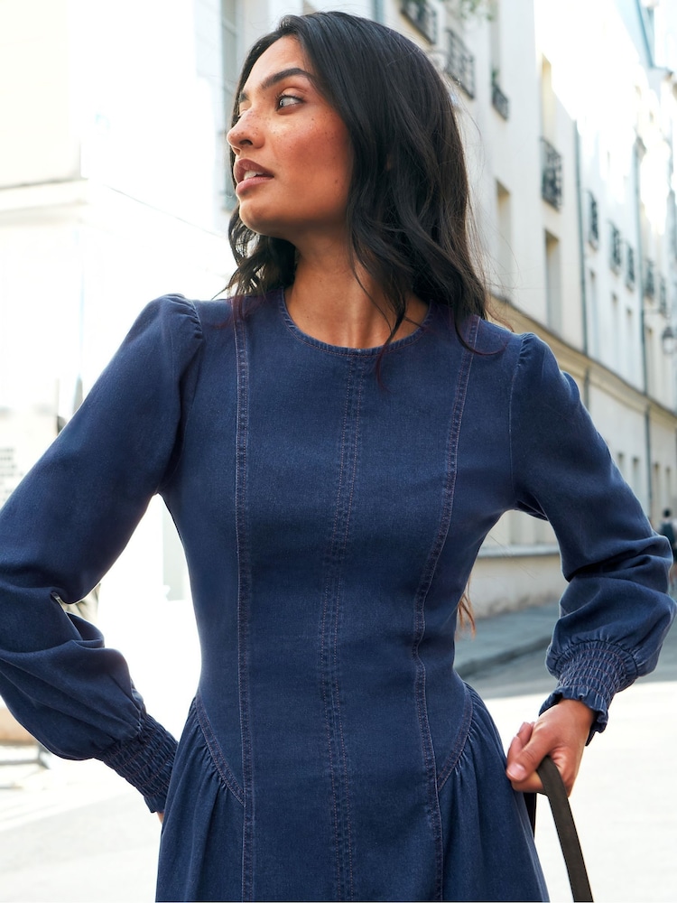 Ro&Zo Blue Denim Gathered Side Midi Dress - Image 2 of 6