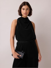 Schwarz - Ro&Zo Velvet Cowl Top - Bild 5 von 5