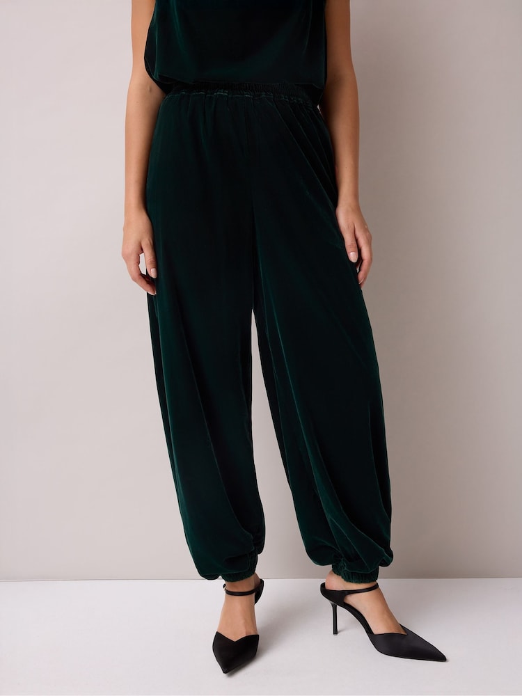Ro&Zo Green Petite Velvet Balloon Trousers - Image 2 of 5