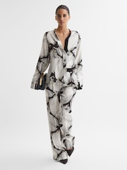 Reiss Black/White Becci Wide Leg Abstract Print Co-Ord Trousers - Image 1 of 4