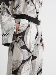Reiss Black/White Becci Wide Leg Abstract Print Co-Ord Trousers - Image 3 of 4