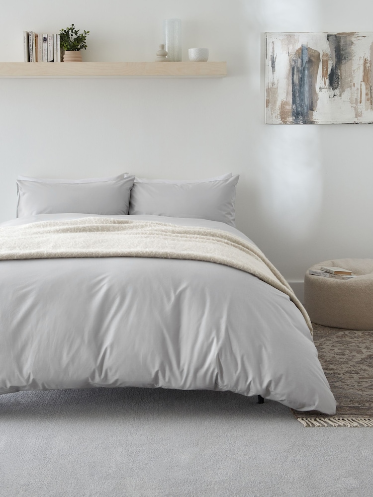 Grey Easy Care Polycotton Plain Duvet Cover and Pillowcase Set - Image 2 of 7