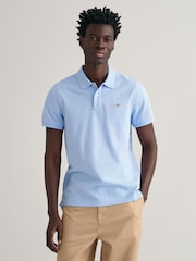 Bleu Capri - GANT Regular 100% Cotton Shield Polo Shirt - Image 1 de 4