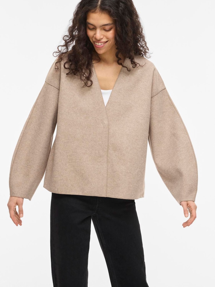 VILA Collarless Minimalist Curved Sleeve Jacket - Obrázek 2 z 4