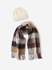Crema - Conjunto de gorro de punto grueso y bufanda ancha de Cotton On - Imagen 1 de 3