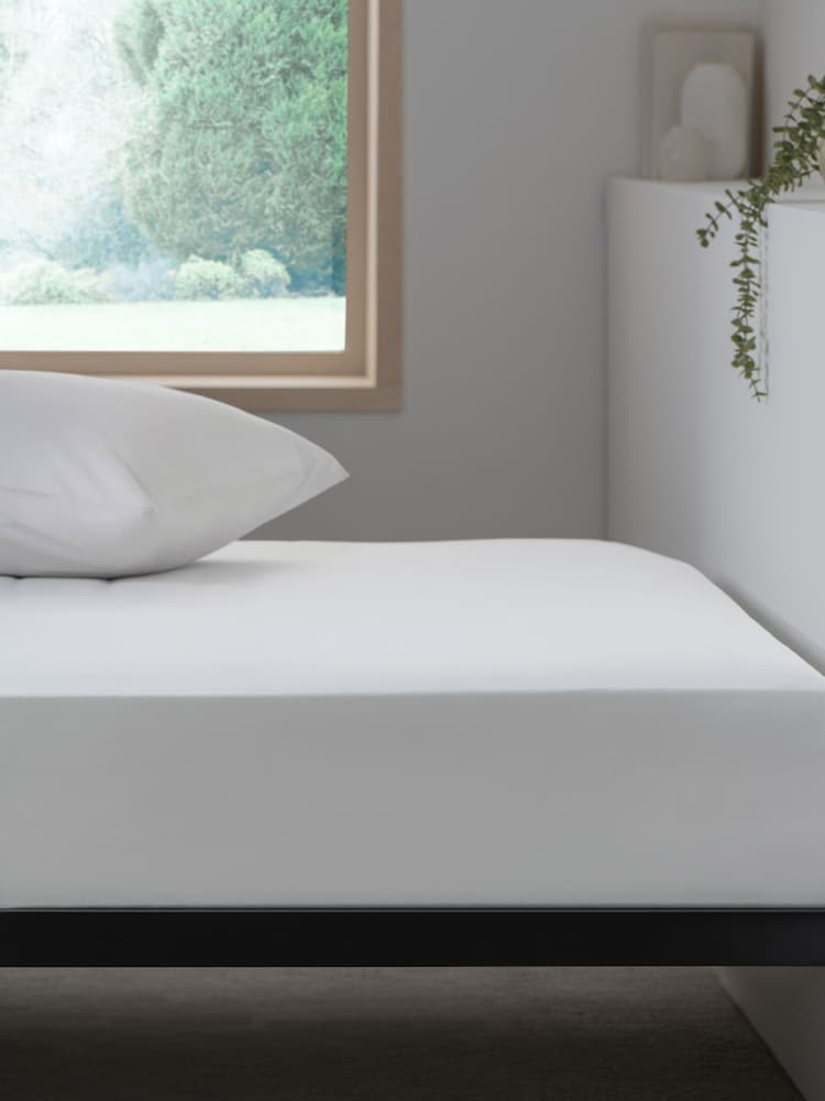 White Easy Care Polycotton Fitted Sheet - Image 2 of 4