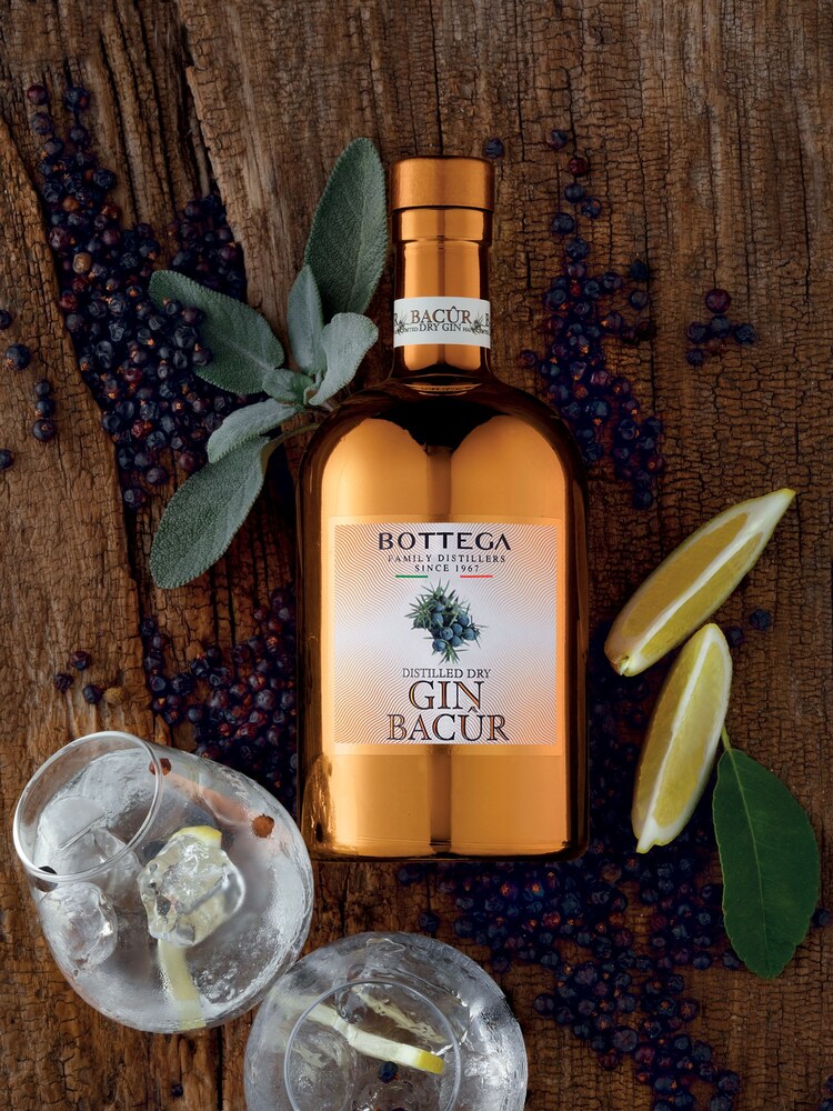 Le Bon Vin Bottega Bacur 50cl Gin - Image 2 of 2