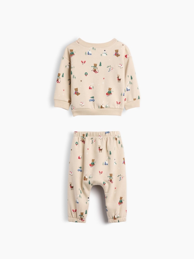 Gap Beige Skiing Vintage Soft Brannan Bear Christmas Sweatshirt Set (0-24mths) - Image 2 of 2 Gap Beige Skiing Vintage Soft Brannan Bear Christmas Sweatshirt Set (0-24mths) - Image 2 of 2