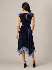Adrianna Papell Midikleid aus Samt und Spitze - Bild 2 von 6