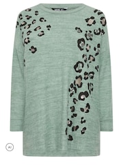 Yours Curve Green Leopard Print Jumper - Image 5 of 6