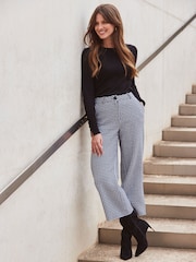 Sosandar Black Black & White Dogtooth Print Culottes - Image 1 of 6