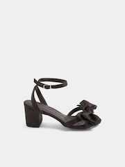 Yours Curve Brown Bow Block Heel Sandals In Extra Wide EEE Fit - Image 3 of 5
