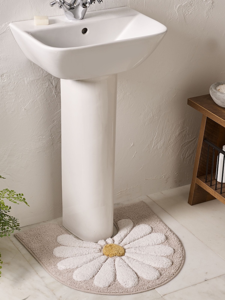 Grey Daisy 100% Cotton Pedestal Mat - Image 1 of 1
