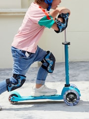 Micro Scooter Aqua Blue Mini Deluxe LED Three Wheel Scooter 2-5 Years - Image 1 of 5