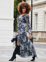Sosandar Black Paisley Print Wrap Maxi Dress - Image 2 of 5