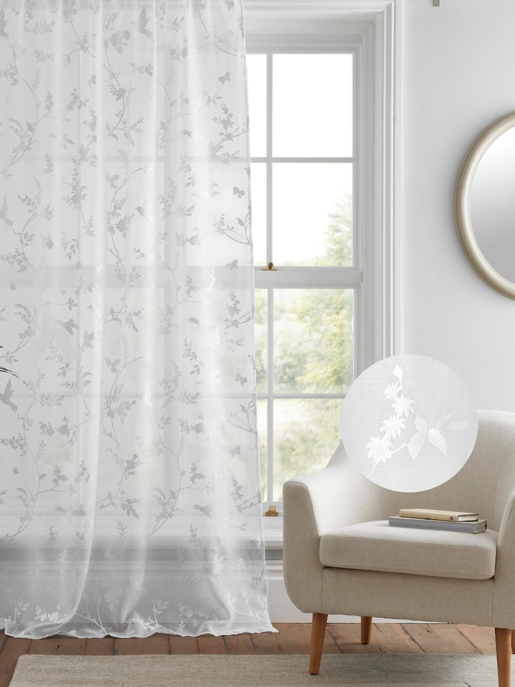 ستارة Darnley من الفوال من Dreams & Drapes - صورة 1 من 3 ستارة Darnley من الفوال من Dreams & Drapes - صورة 1 من 3