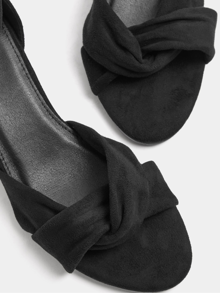 Yours Curve Black Wide Fit Twist Block Heels In Extra-Wide - Image 5 of 5 Yours Curve Black Wide Fit Twist Block Heels In Extra-Wide - Image 5 of 5