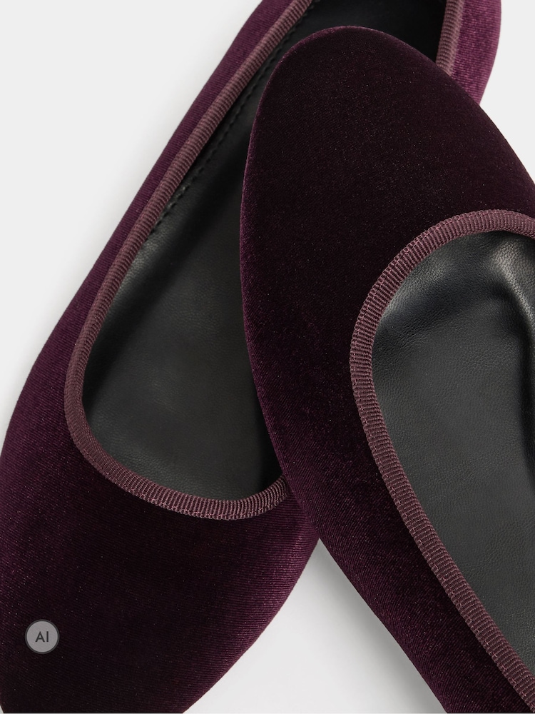 Long Tall Sally Red Velvet Low Block Heel Ballerina Pumps In Standard Fit - Image 5 of 5 Long Tall Sally Red Velvet Low Block Heel Ballerina Pumps In Standard Fit - Image 5 of 5