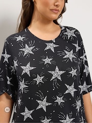 Etoile noire - Yours Curve Chemise de nuit Star Imprimé Soft Touch - Image 4 de 6