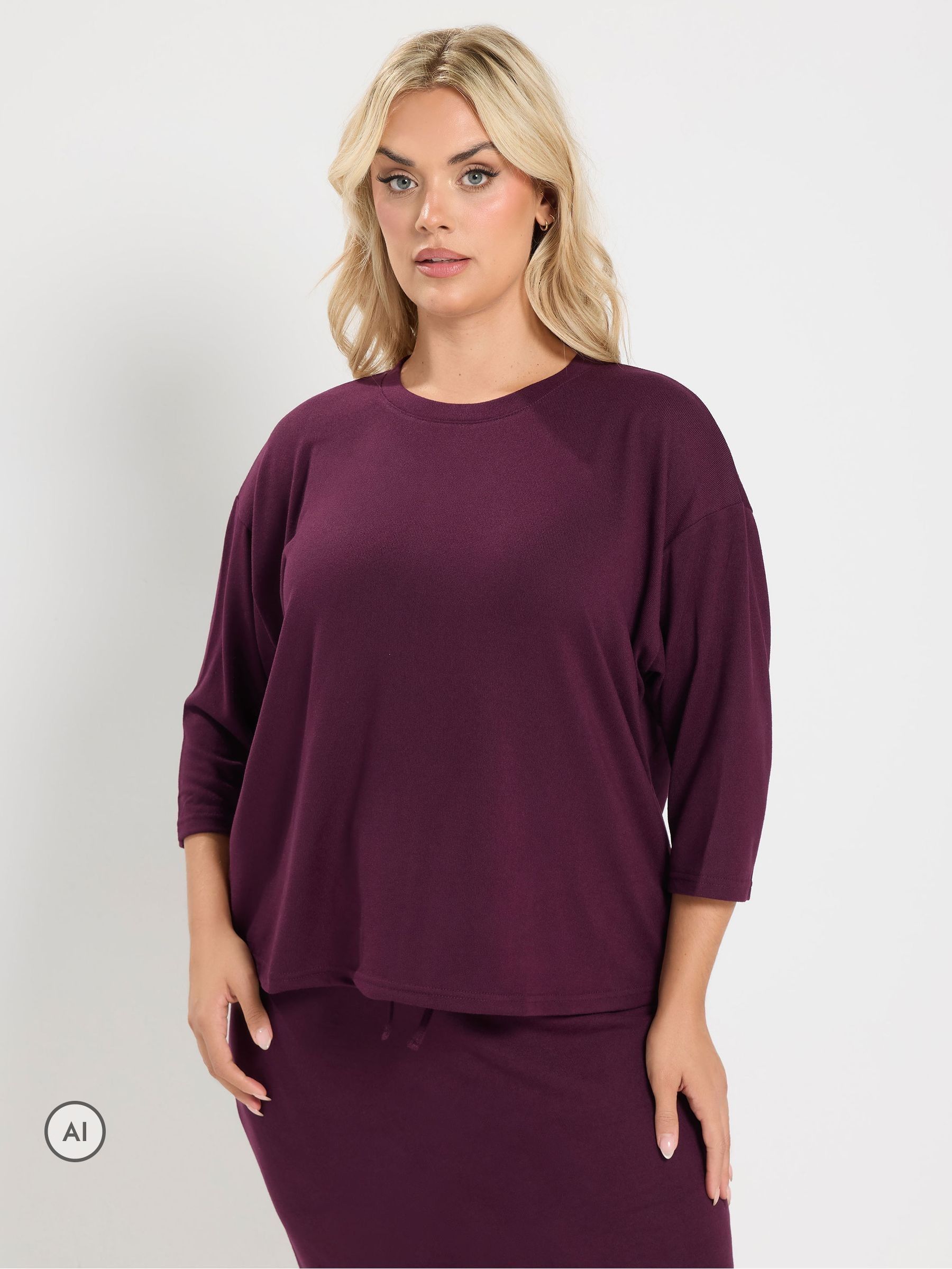 Yours Women's Red Curve Crew Neck Jumper - Image 3