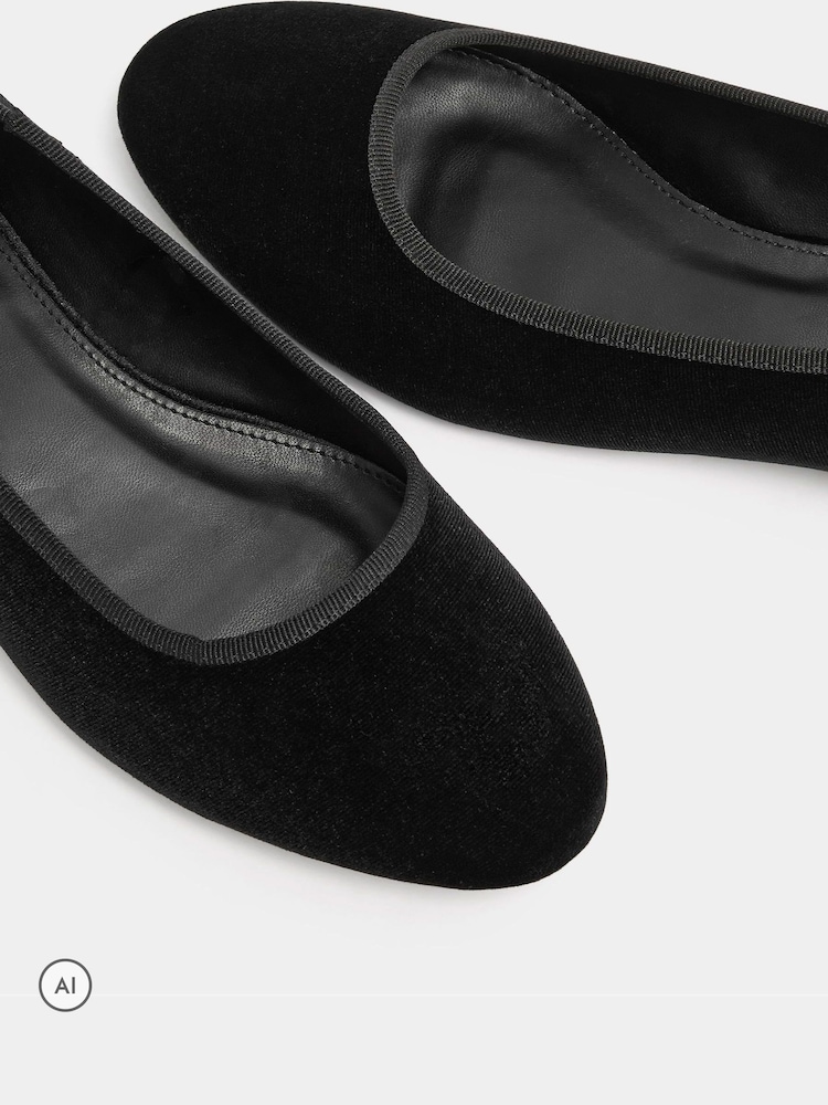 Long Tall Sally Black Velvet Low Block Heel Ballerina Pumps In Standard Fit - Image 4 of 4