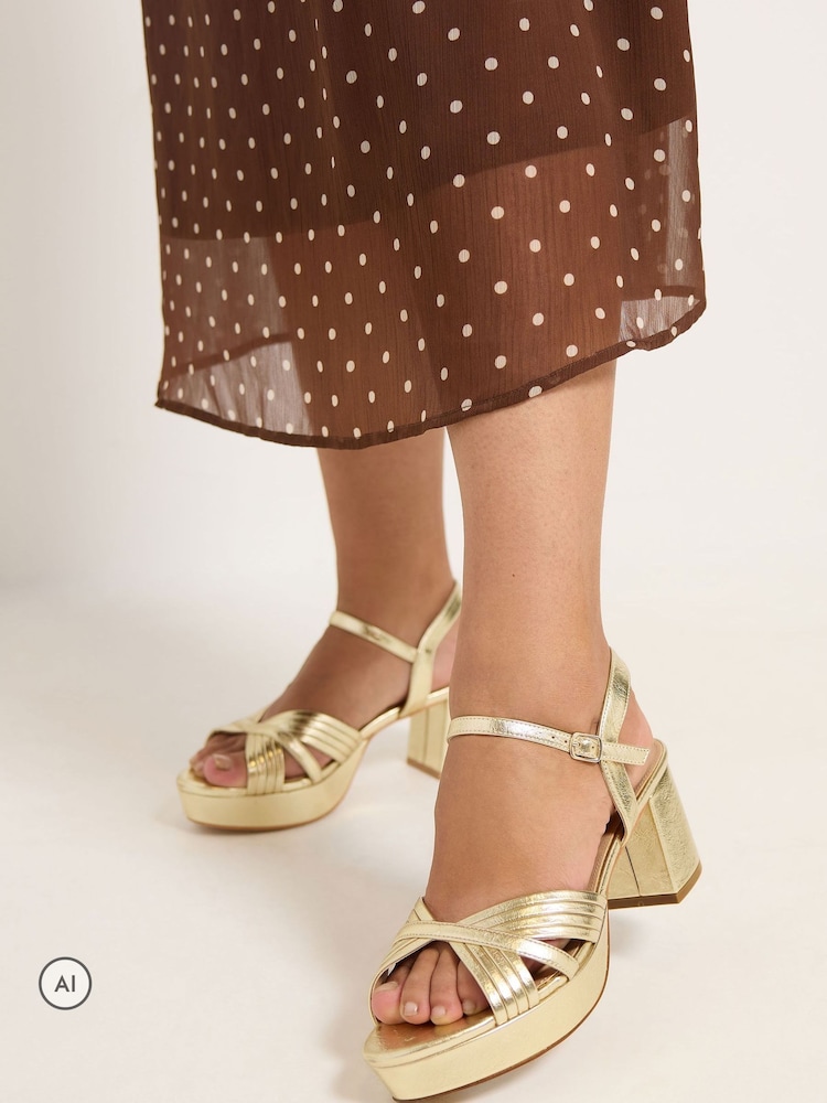 Yours Curve V-Cut Platform Sandals In Wide E Fit - Image 1 of 5
