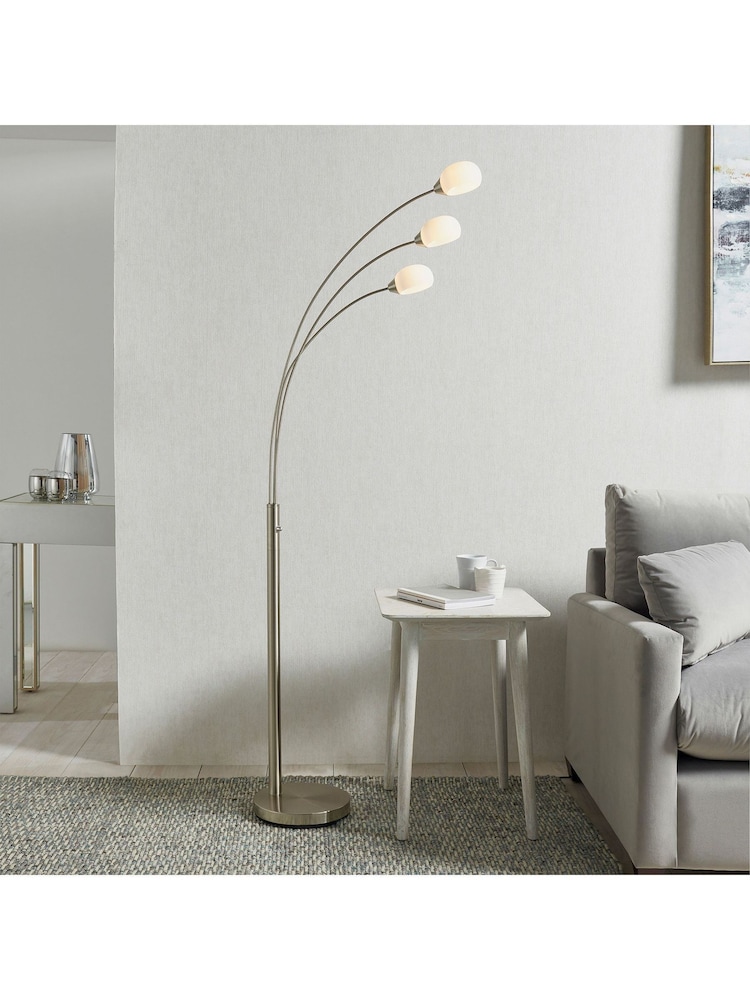 Gallery Home Silver James 5 Bulb Floor Lamp - Image 2 of 6