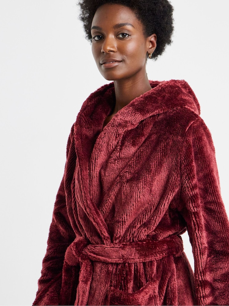 Figleaves Red Luxe Plush Robe - Image 4 of 4 Figleaves Red Luxe Plush Robe - Image 4 of 4
