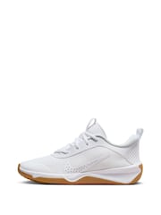 Nike White Youth Omni Multi-Court Trainers - Image 2 of 8