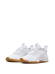 Nike White Youth Omni Multi-Court Trainers - Image 3 of 8