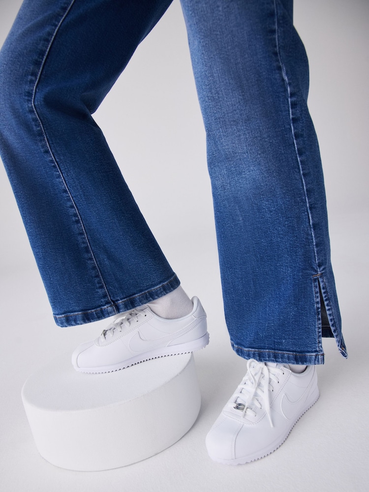 Nike White Youth Cortez Trainers - Image 4 of 16