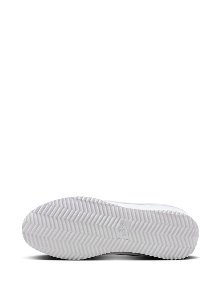 Nike White Youth Cortez Trainers - Image 6 of 16