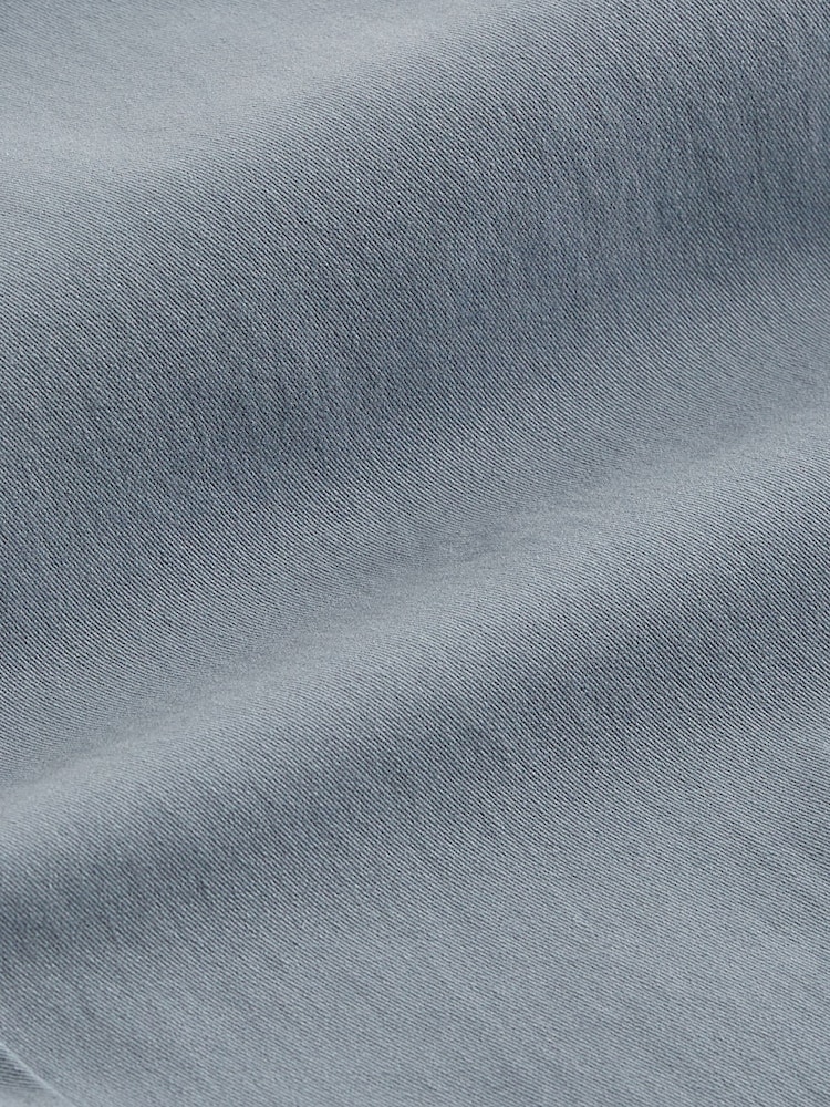 Blau und Grau - Stretch-Chinohose - Bild 8 von 8 Blau und Grau - Stretch-Chinohose - Bild 8 von 8