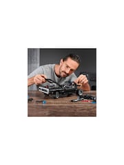 LEGO Technic Fast & Furious Dom's Dodge Charger Set 42111 - Image 4 of 10