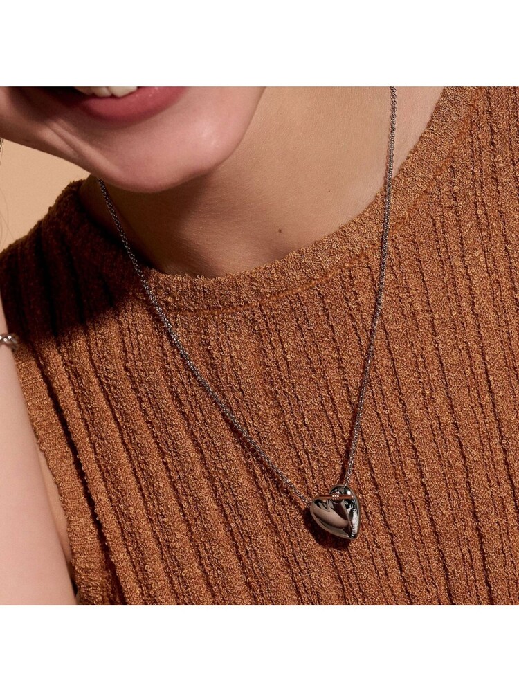 Olivia Burton Jewellery Ladies Pink Classics Knot Heart Necklace - Image 3 of 3