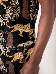 Chelsea Peers Starry Leopard Print Short Pyjama Set - Afbeelding 6 van 6