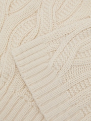Reiss White Polar Cable-Knit Scarf with Wool - Image 4 of 4