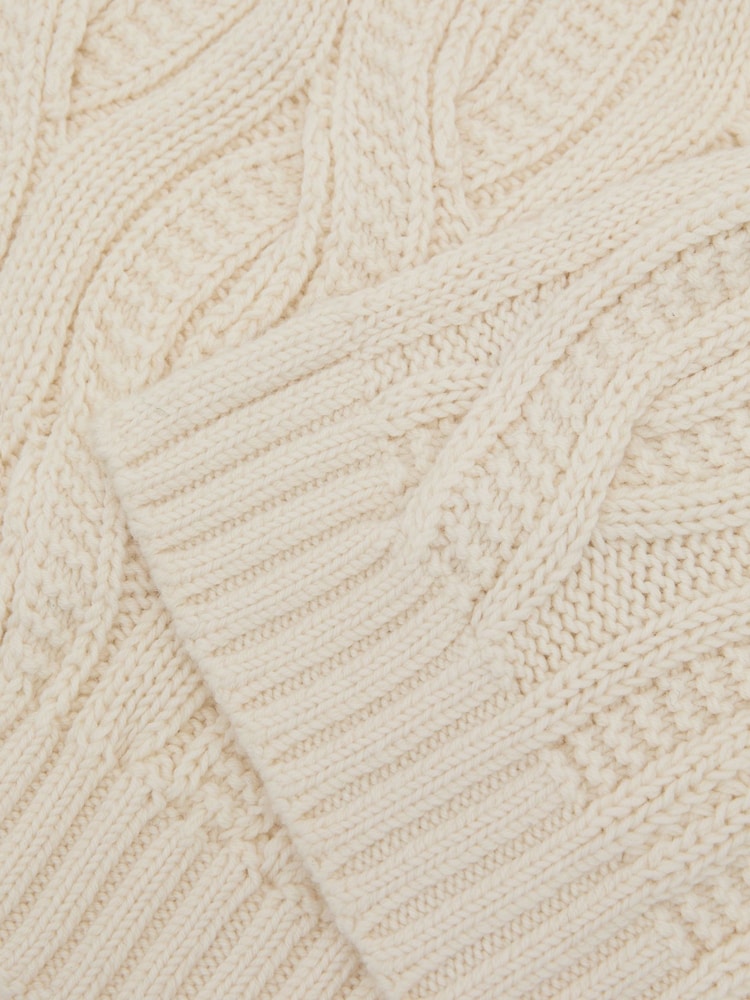 Reiss White Polar Cable-Knit Scarf with Wool - Image 4 of 4 Reiss White Polar Cable-Knit Scarf with Wool - Image 4 of 4