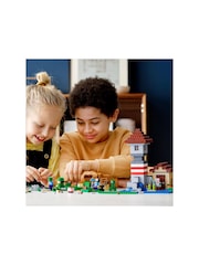 LEGO Minecraft The Crafting Box 3.0 Fortress Farm Set 21161 - Image 4 of 10